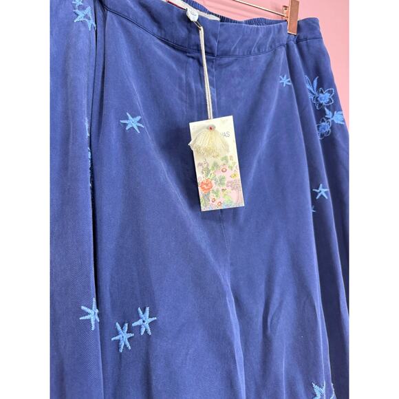 Johnny Was Bijou High Slit Embroidered Pants in Blue Size XL Embroidered Floral - Picture 10 of 10